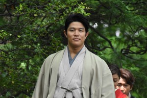 鈴木亮平、『忍びの国』大ヒット祈願イベントに出席