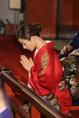 石原さとみ、『忍びの国』大ヒット祈願イベントに出席