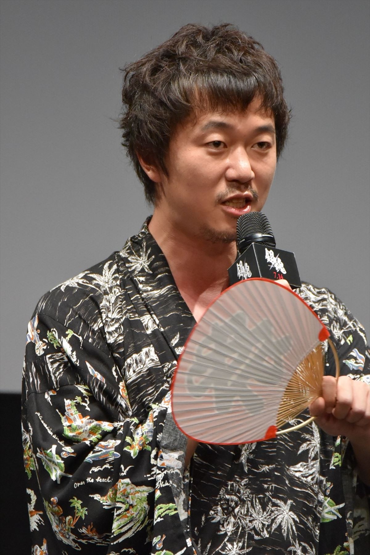 小栗旬、『銀魂』ジャパンプレミアでカオストーク 総勢16名が登壇