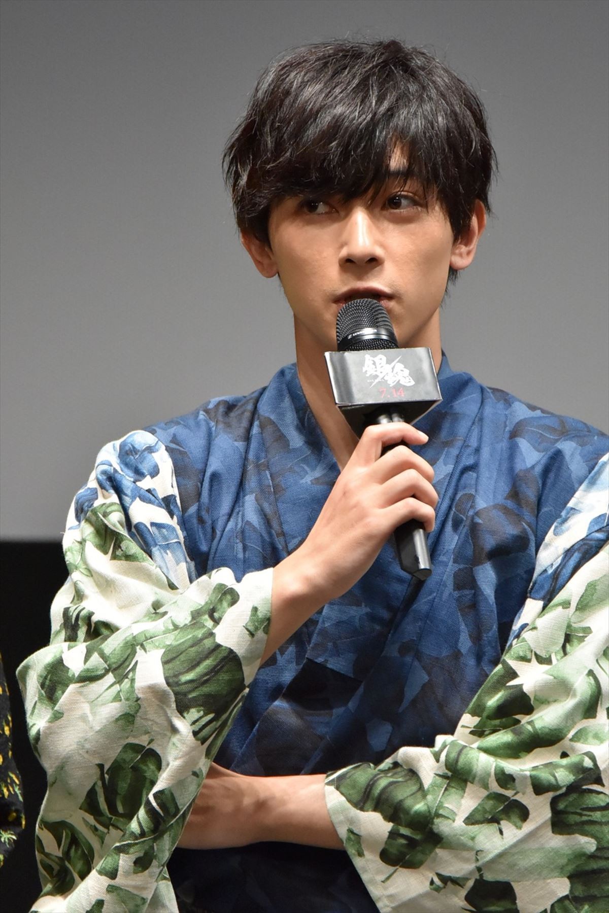 小栗旬、『銀魂』ジャパンプレミアでカオストーク 総勢16名が登壇