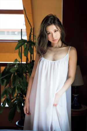 有村藍里写真集「i」フォトショット