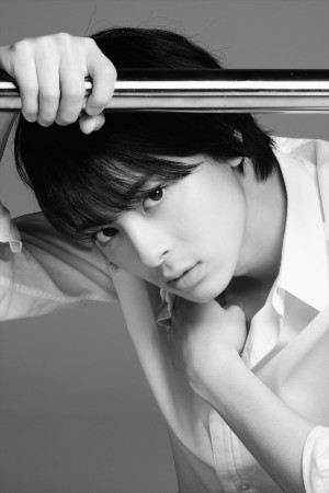 高杉真宙 2nd写真集『20／7』（撮影：小松陽祐／ワニブックス刊）