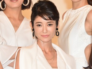 真木よう子、『セシルのもくろみ』制作発表会に出席