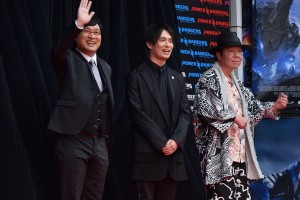 左から山里亮太、鈴木達央、古田新太。『パワーレンジャー』ジャパンプレミアにて