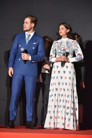 デイカー・モンゴメリー、ナオミ・スコット。『パワーレンジャー』ジャパンプレミアにて