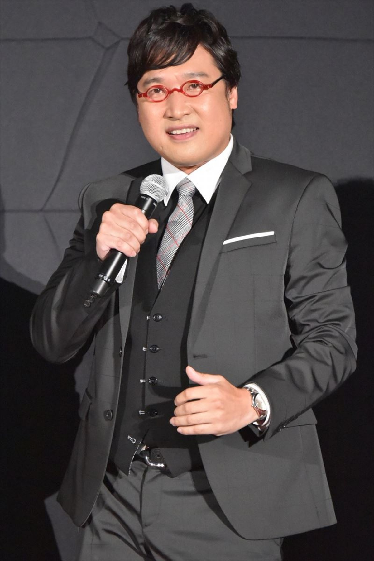 南海・山ちゃん、“ハリウッドデビュー”に浮かれるも、猪木ビンタに悶絶