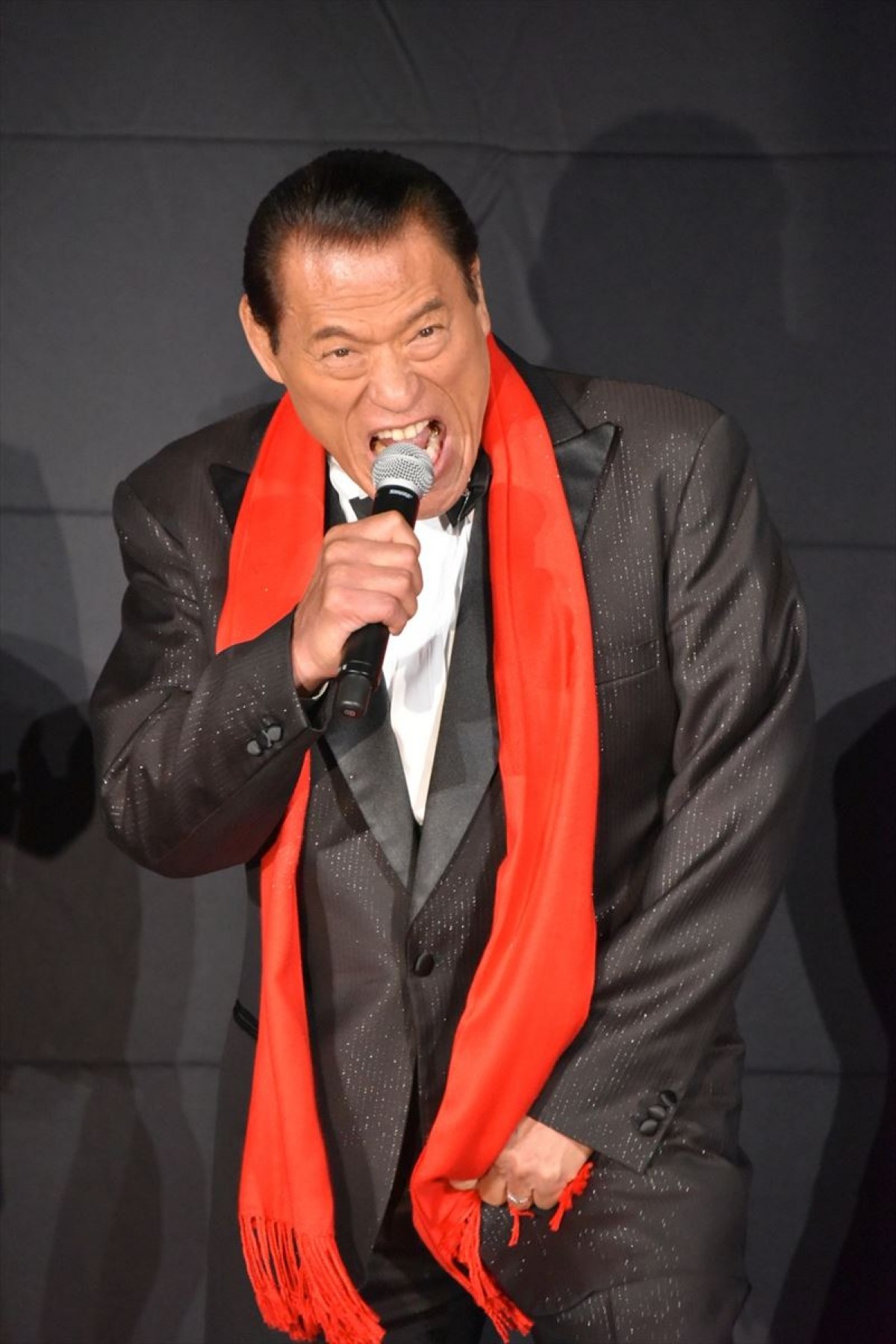 南海・山ちゃん、“ハリウッドデビュー”に浮かれるも、猪木ビンタに悶絶