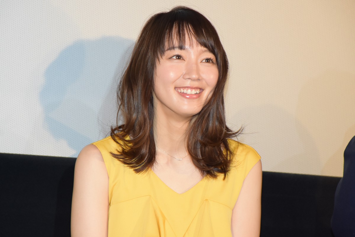 吉岡里帆、長瀬智也に「土管にしか見えない(笑)」とイジられまくり
