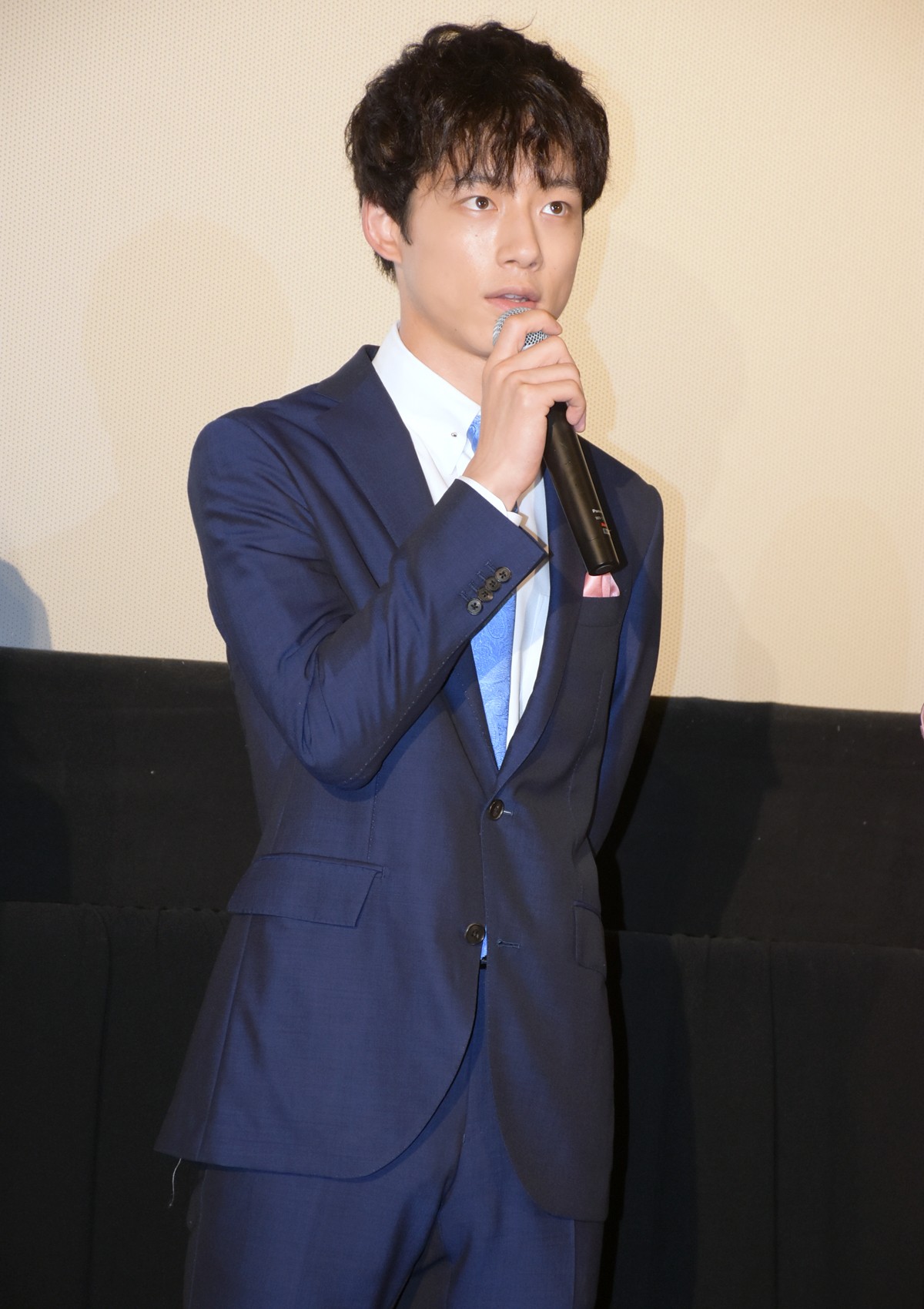 吉岡里帆、TOKIO長瀬智也に衣装が「土管にしか見えない」とイジられまくり