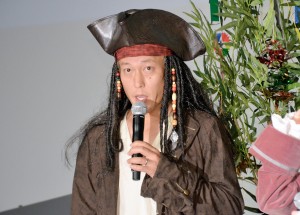 じゅんいちダビッドソン、『パイレーツ・オブ・カリビアン／最後の海賊』大ヒット記念イベントにて