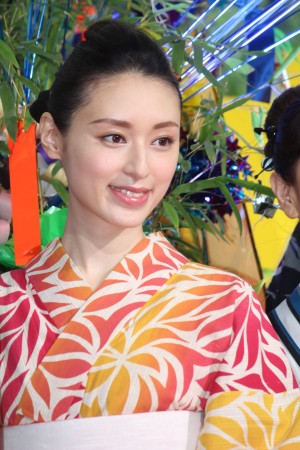 栗山千明、『遺留捜査』の制作記者会見に登壇