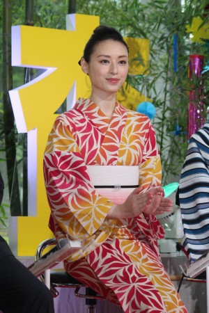 栗山千明、『遺留捜査』の制作記者会見に登壇