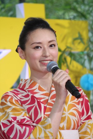 栗山千明、『遺留捜査』の制作記者会見に登壇