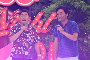 井戸田潤（スピードワゴン）、小沢一敬（スピードワゴン）、「CanCam×Tokyo Prince Hotel Night Pool」オープニングレセプションパーティーに登場