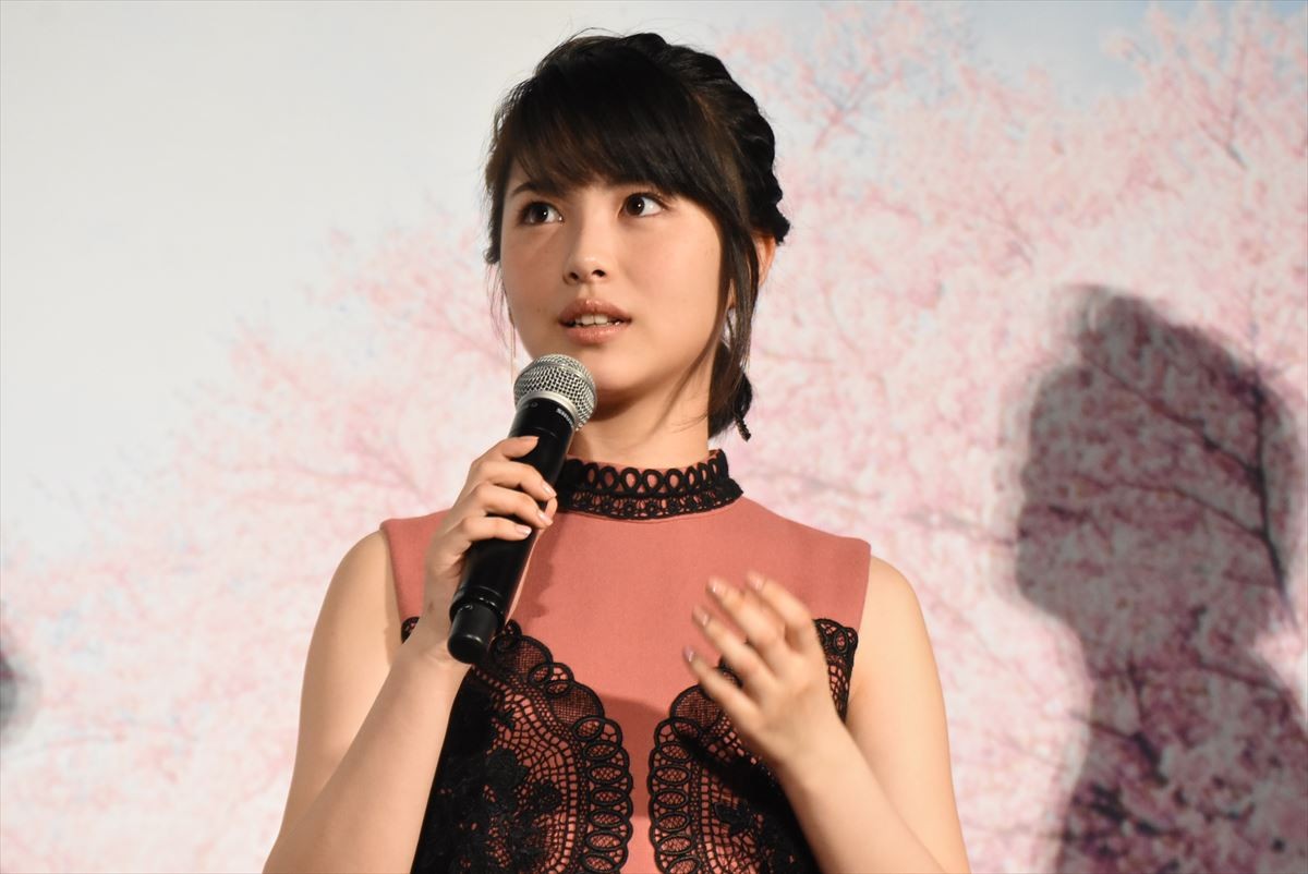浜辺美波、“内気な”北村匠海に「撮影期間大丈夫だなと思いました」