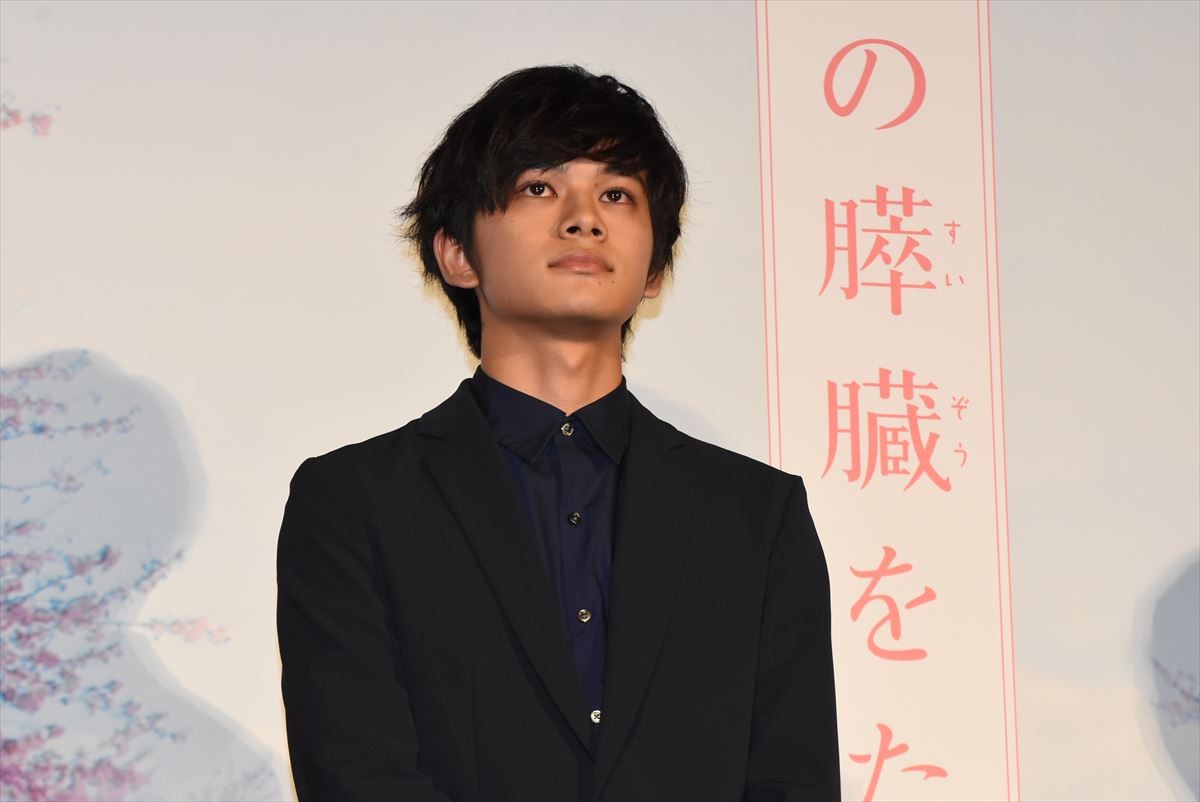 浜辺美波、“内気な”北村匠海に「撮影期間大丈夫だなと思いました」