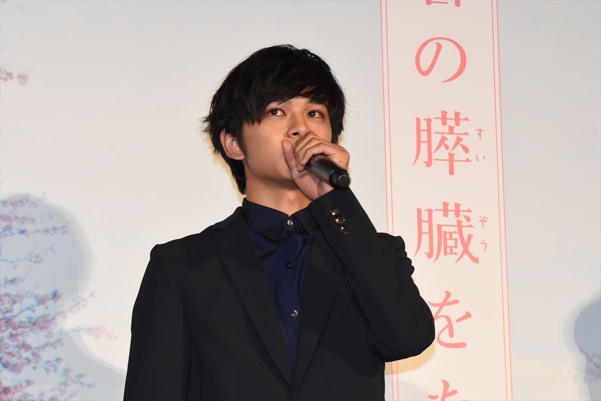 浜辺美波、“内気な”北村匠海に「撮影期間大丈夫だなと思いました」