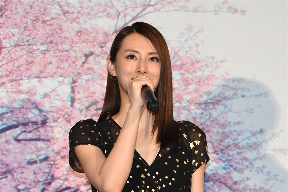 浜辺美波、“内気な”北村匠海に「撮影期間大丈夫だなと思いました」