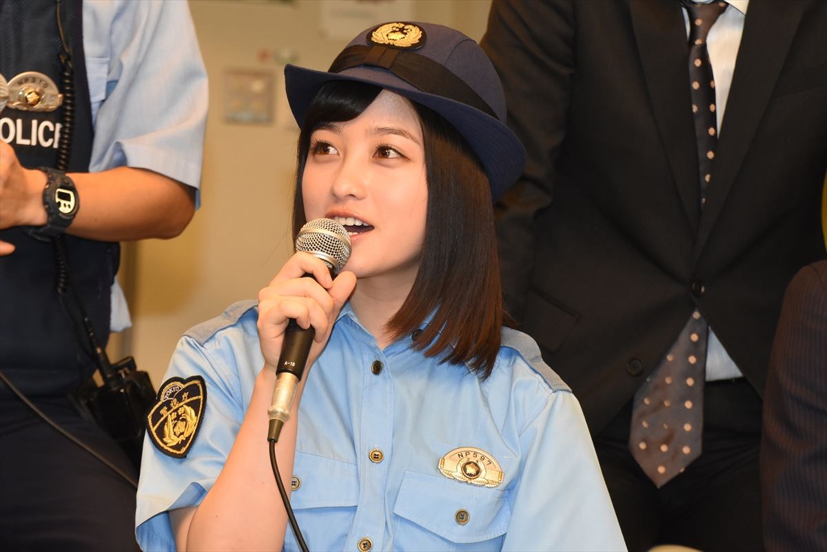 橋本環奈、ヘビとの共演に向けて緊張を告白「ドキドキしちゃってます」