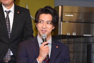 三浦翔平、『警視庁いきもの係 』記者会見に登場