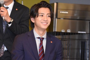 三浦翔平、『警視庁いきもの係 』記者会見に登場