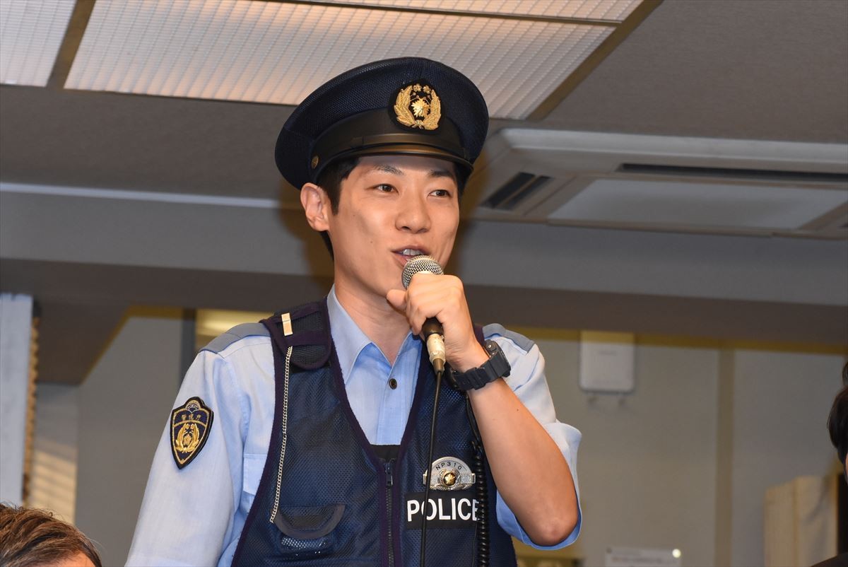 橋本環奈、ヘビとの共演に向けて緊張を告白「ドキドキしちゃってます」