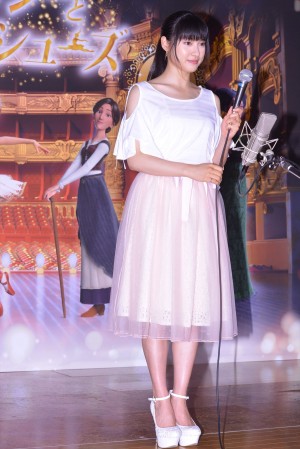 土屋太鳳、『フェリシーと夢のトウシューズ』公開アフレコにて