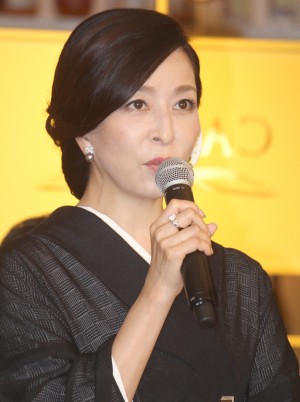 真矢ミキ、『黒革の手帖』制作発表記者会見に出席