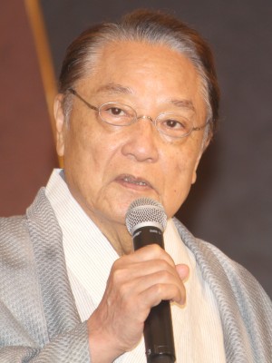 伊東四朗、『黒革の手帖』制作発表記者会見に出席