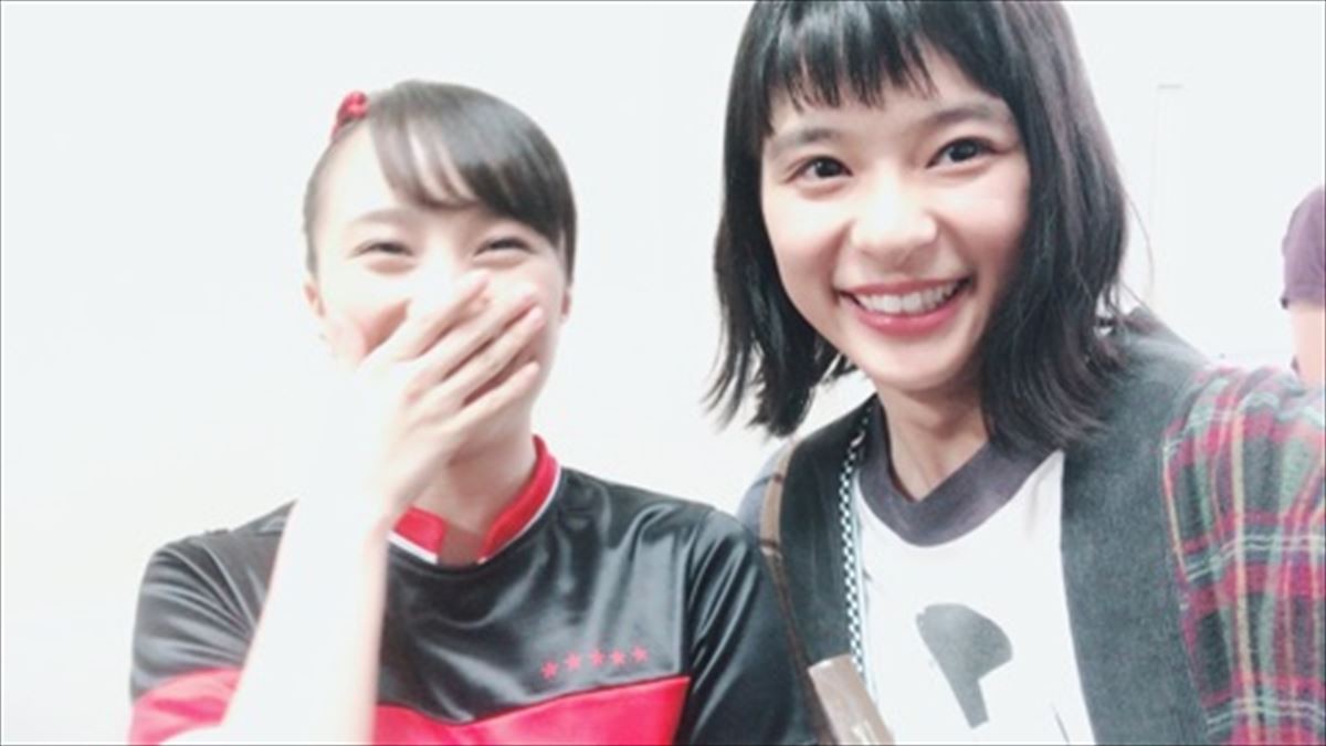 芳根京子、“キアリス仲間”ももクロ百田夏菜子と久々に再会 ※写真提供:アメブロ