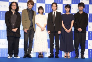 左から岩井俊二、宮野真守、広瀬すず、菅田将暉、松たか子、川村元気、『打ち上げ花火、下から見るか？横から見るか？』製作報告会見に登壇