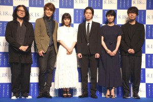 左から岩井俊二、宮野真守、広瀬すず、菅田将暉、松たか子、川村元気、『打ち上げ花火、下から見るか？横から見るか？』製作報告会見に登壇