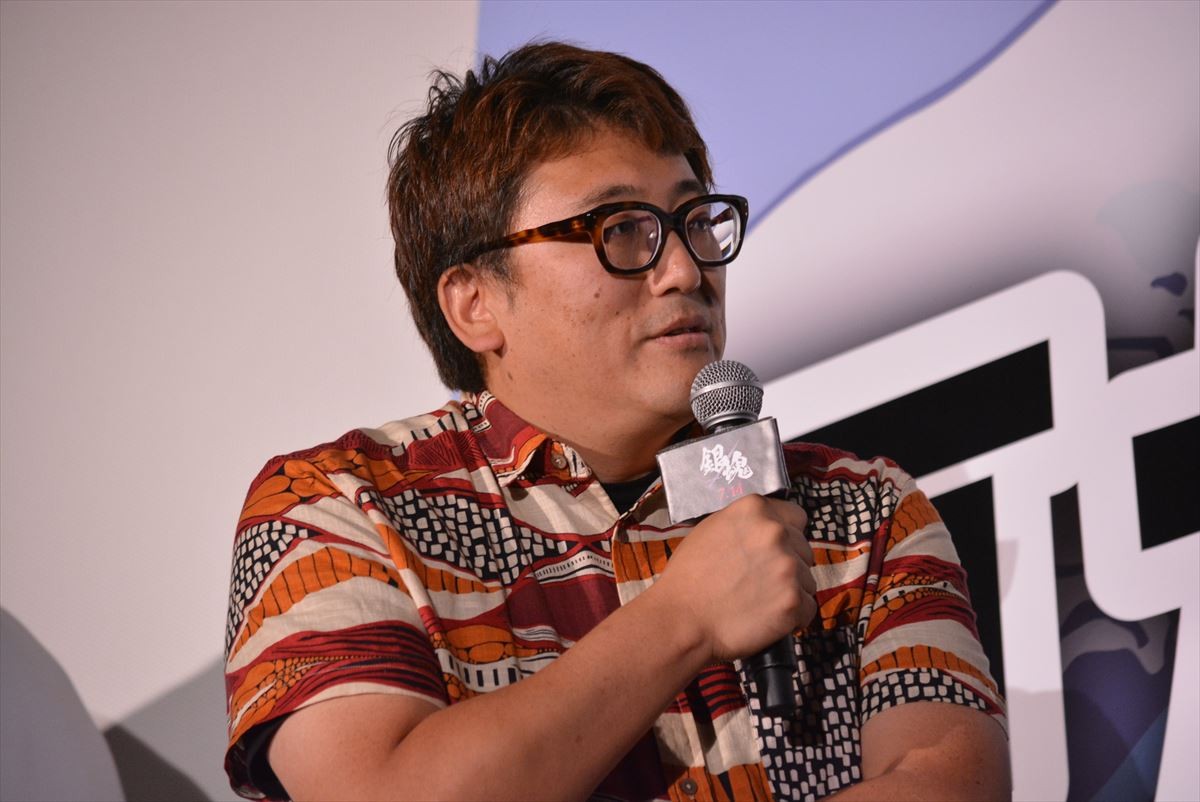 山田孝之、“顔出し一切なし”の着ぐるみ姿で『銀魂』舞台挨拶に登壇！