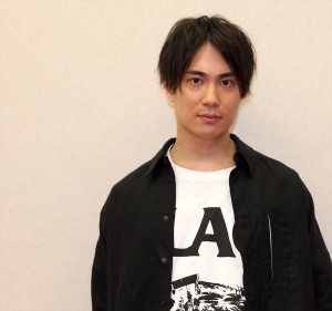 鈴木達央、映画『パワーレンジャー』インタビューの様子