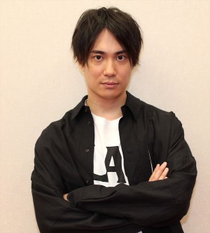 鈴木達央、映画『パワーレンジャー』インタビューの様子