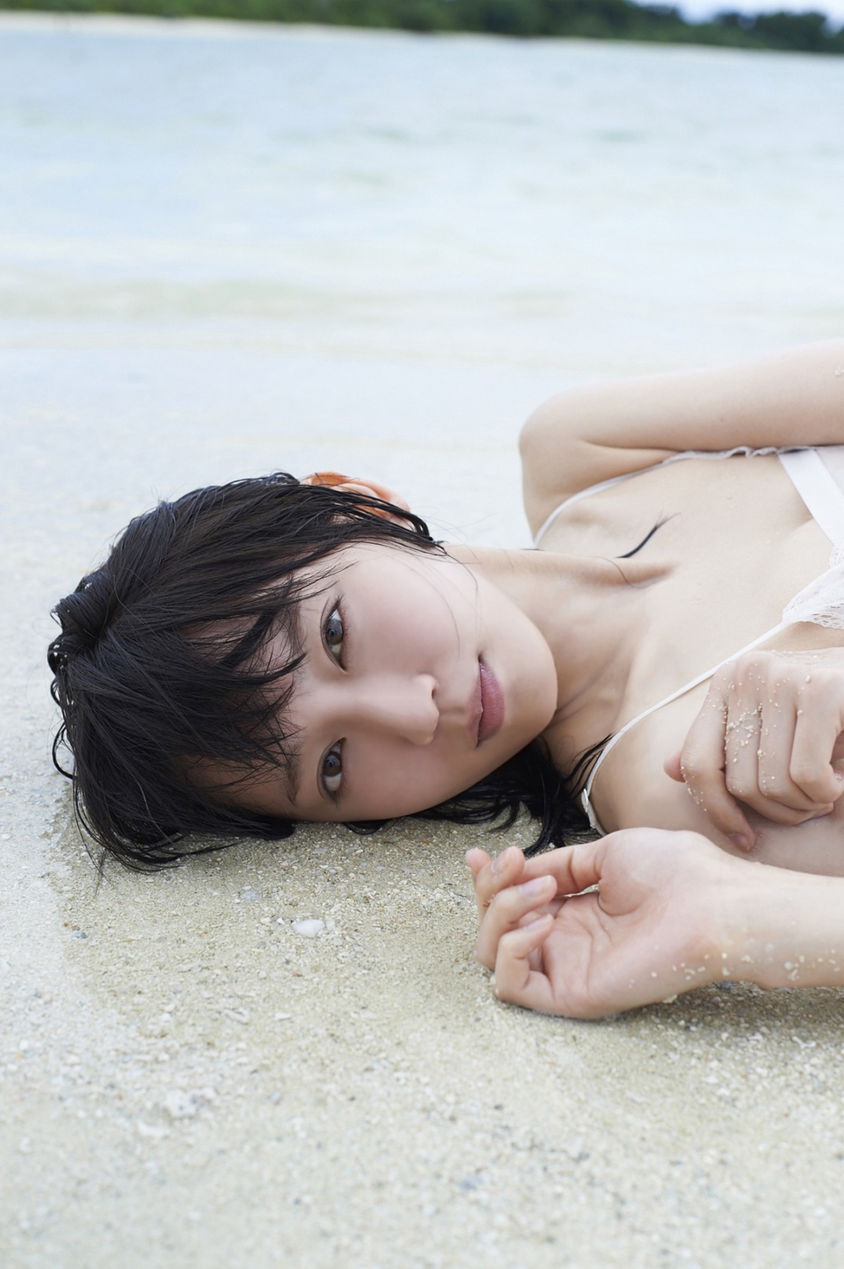 『吉岡里帆フォトブック』(仮)(東京ニュース通信社刊)