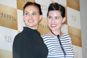 ナタリー・ポートマン＆レベッカ・ズロトヴスキ監督、『プラネタリウム』ジャパンプレミアに登場
