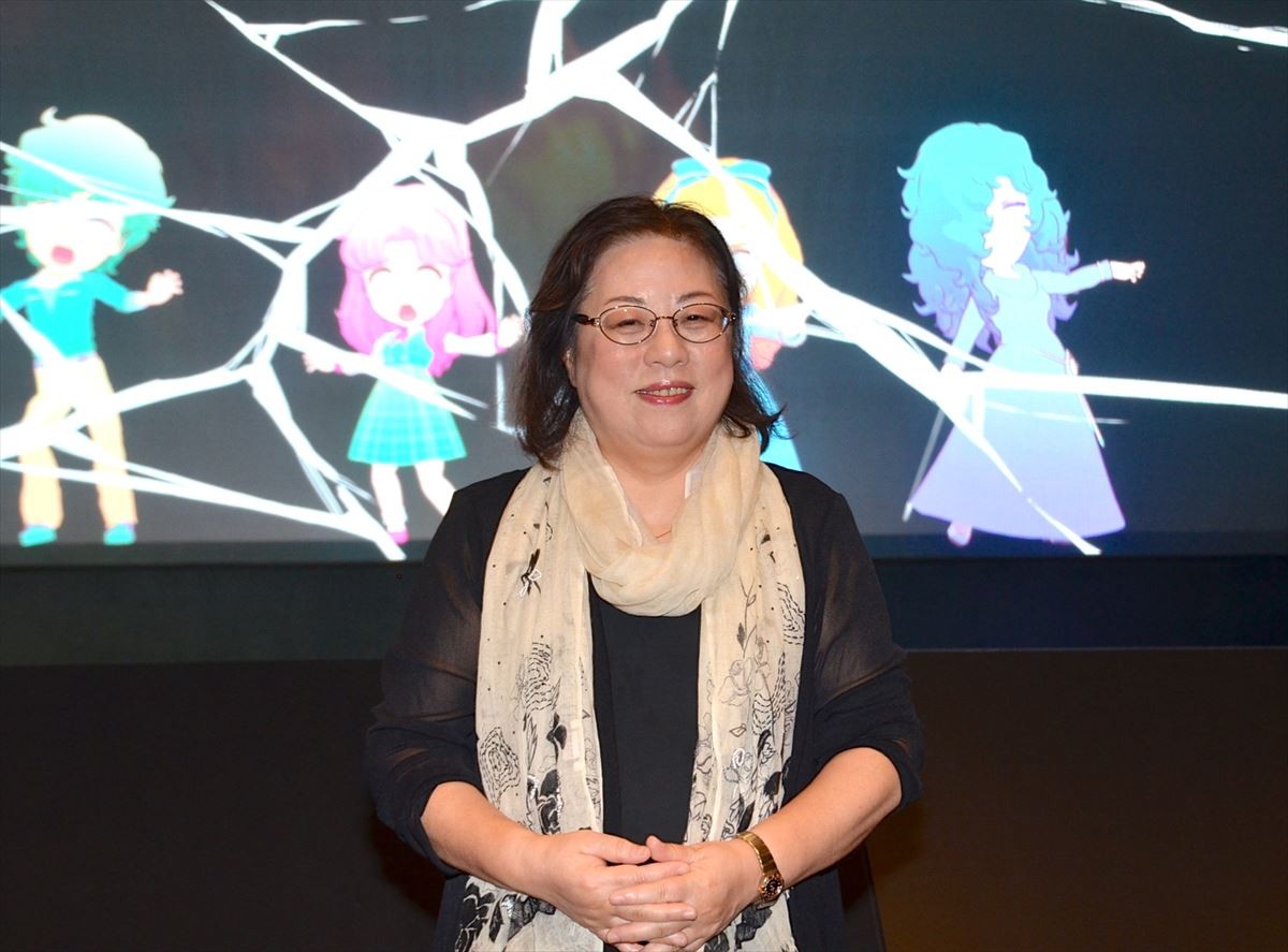 『ガラスの仮面』美内すずえ、世界初の3DCGホログラフィック映像公演に感無量