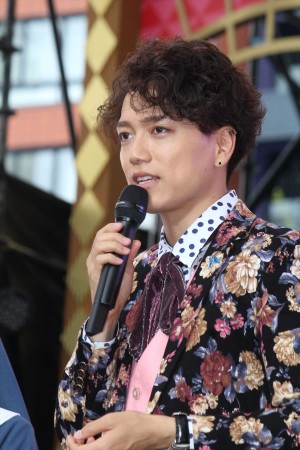 山崎育三郎、『あいの結婚相談所』制作発表に登壇