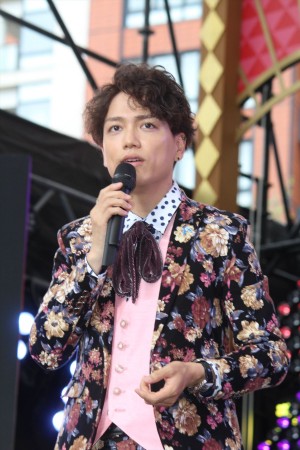 山崎育三郎、『あいの結婚相談所』制作発表に登壇