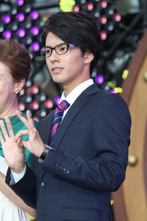 中尾暢樹、『あいの結婚相談所』制作発表に登壇