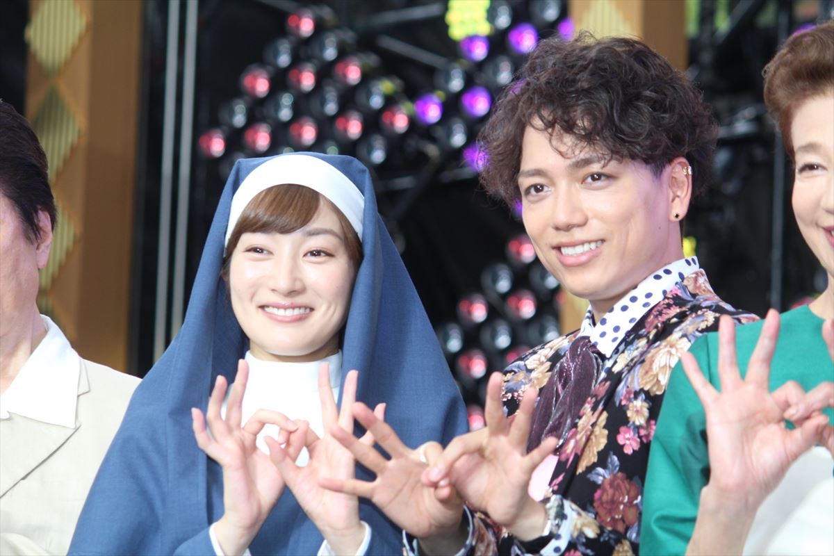 山崎育三郎、「全て出しきってます」歌・ダンス・派手衣装で初主演作を熱演