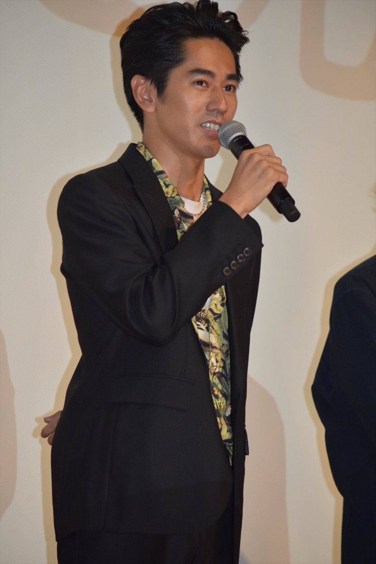 満島ひかり、「ピュアな愛を貫いた人」を熱演　永山絢斗と舞台挨拶に登場