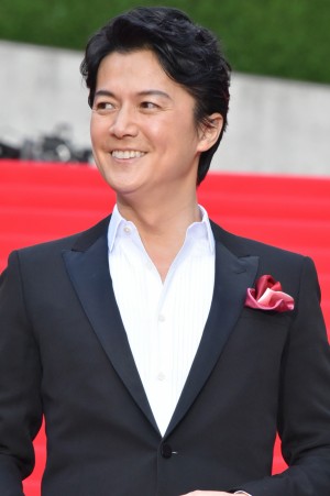 福山雅治、映画『三度目の殺人』完成披露試写会レッドカーペットに登場