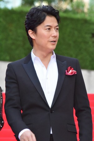 福山雅治、映画『三度目の殺人』完成披露試写会レッドカーペットに登場