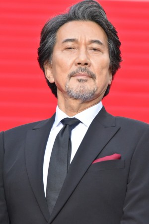 役所広司、映画『三度目の殺人』完成披露試写会レッドカーペットに登場