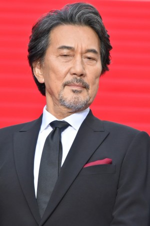 役所広司、映画『三度目の殺人』完成披露試写会レッドカーペットに登場