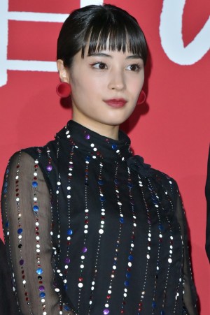 広瀬すず、映画『三度目の殺人』完成披露試写会に登壇