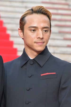 満島真之介、映画『三度目の殺人』完成披露試写会レッドカーペットに登場