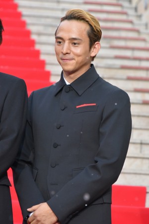 満島真之介、映画『三度目の殺人』完成披露試写会レッドカーペットに登場